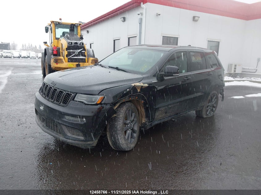 1C4RJFCG2JC229098 2018 JEEP GRAND CHEROKEE photo no. 2