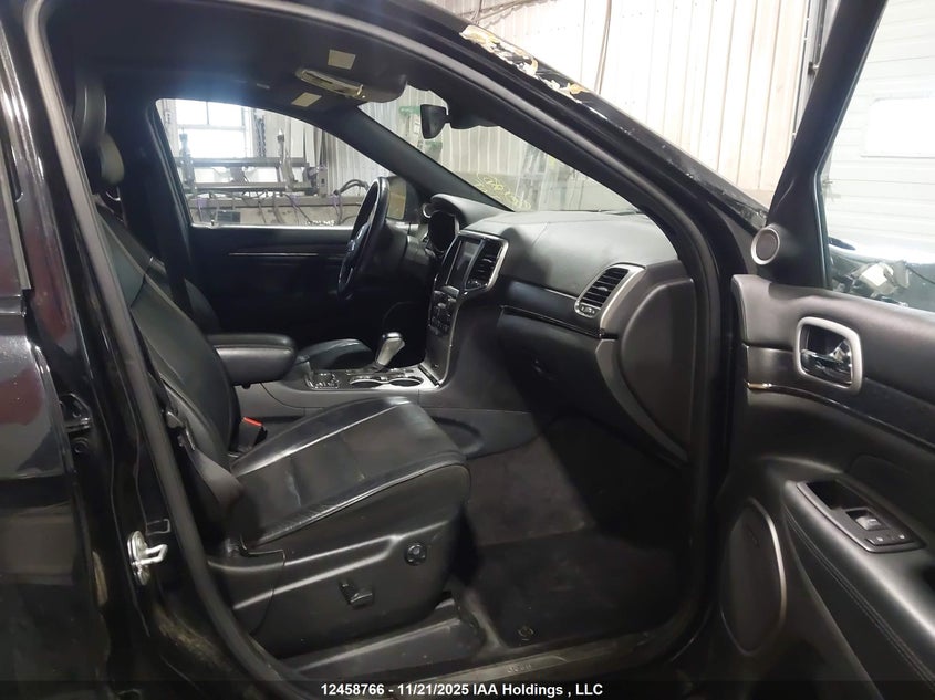 1C4RJFCG2JC229098 2018 JEEP GRAND CHEROKEE photo no. 5