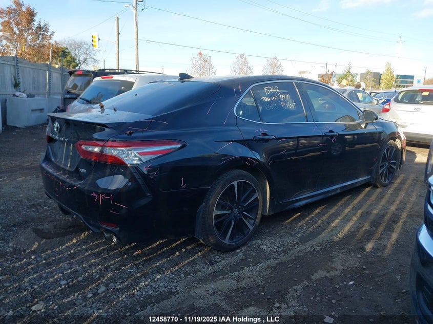 4T1BZ1HK6JU503175 2018 TOYOTA CAMRY photo no. 13