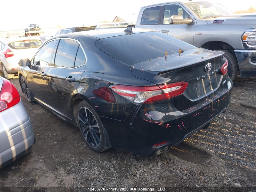 4T1BZ1HK6JU503175 2018 TOYOTA CAMRY photo no. 3