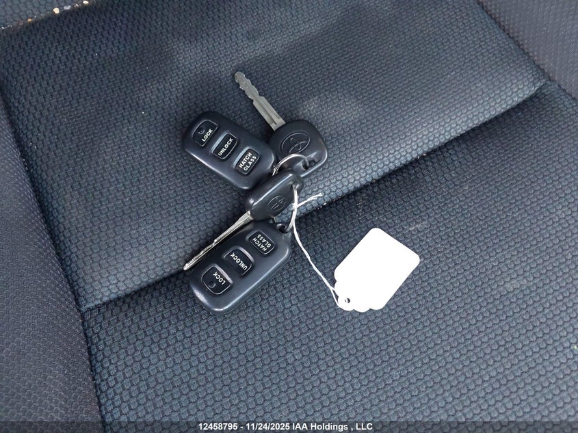 2006 Toyota Corolla Matrix Xr VIN: 2T1LR32E46C557408 Lot: 12458795