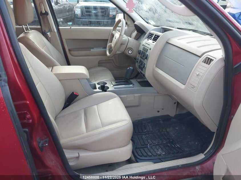 1FMCU9D71AKB87232 2010 FORD ESCAPE photo no. 5