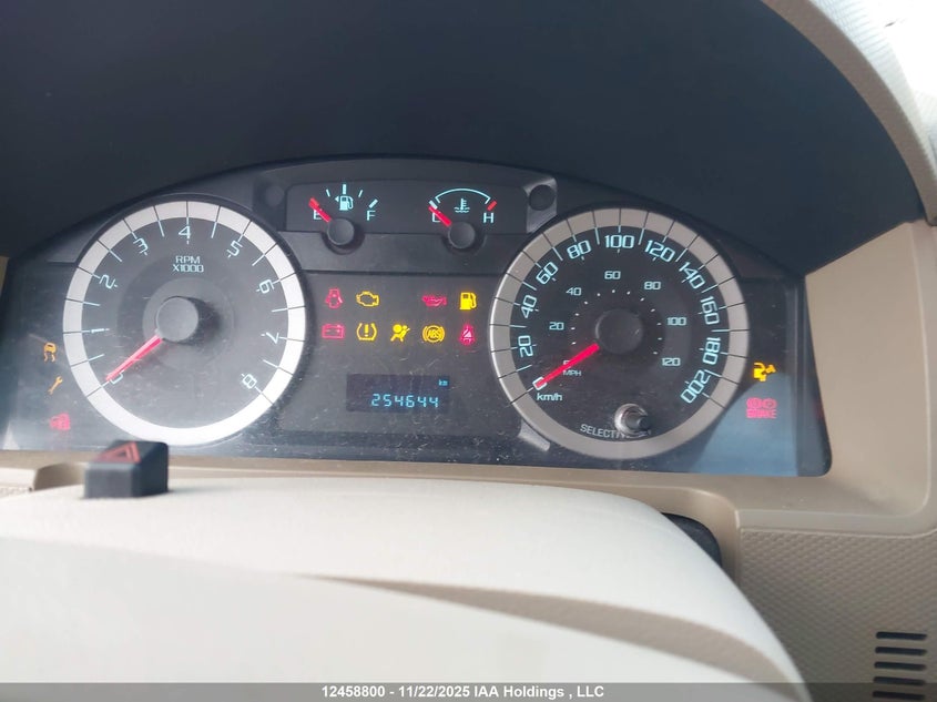 1FMCU9D71AKB87232 2010 FORD ESCAPE photo no. 7