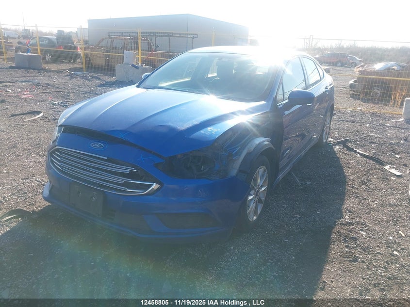 3FA6P0UU1HR371298 2017 FORD FUSION photo no. 2