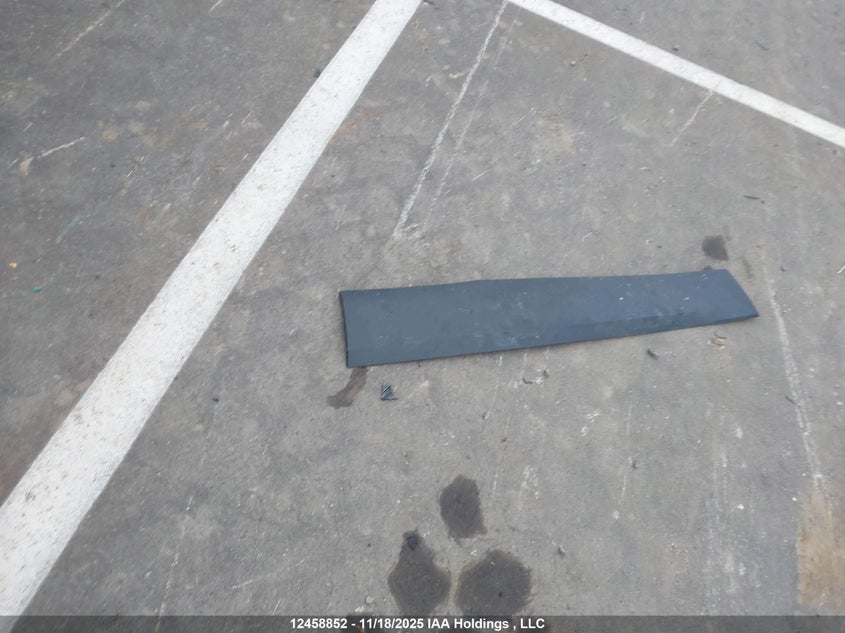 2015 Jeep Cherokee Latitude VIN: 1C4PJMCS1FW754532 Lot: 12458852