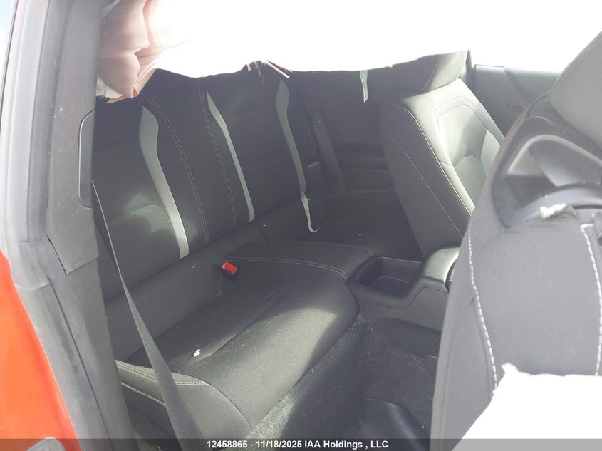 2019 Chevrolet Camaro 1Ls/1Lt VIN: 1G1FB1RX1K0140497 Lot: 12458865