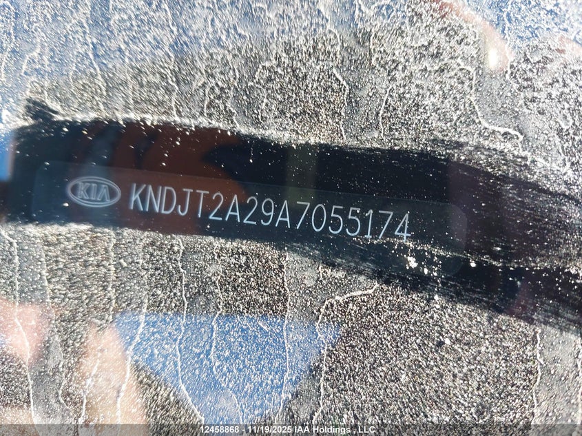 KNDJT2A29A7055174 2010 KIA SOUL photo no. 18