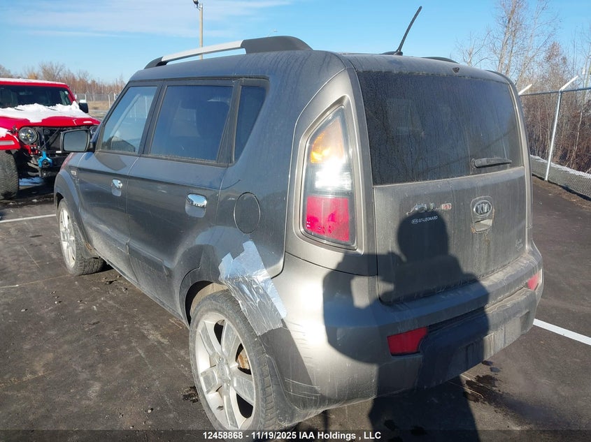 KNDJT2A29A7055174 2010 KIA SOUL photo no. 6
