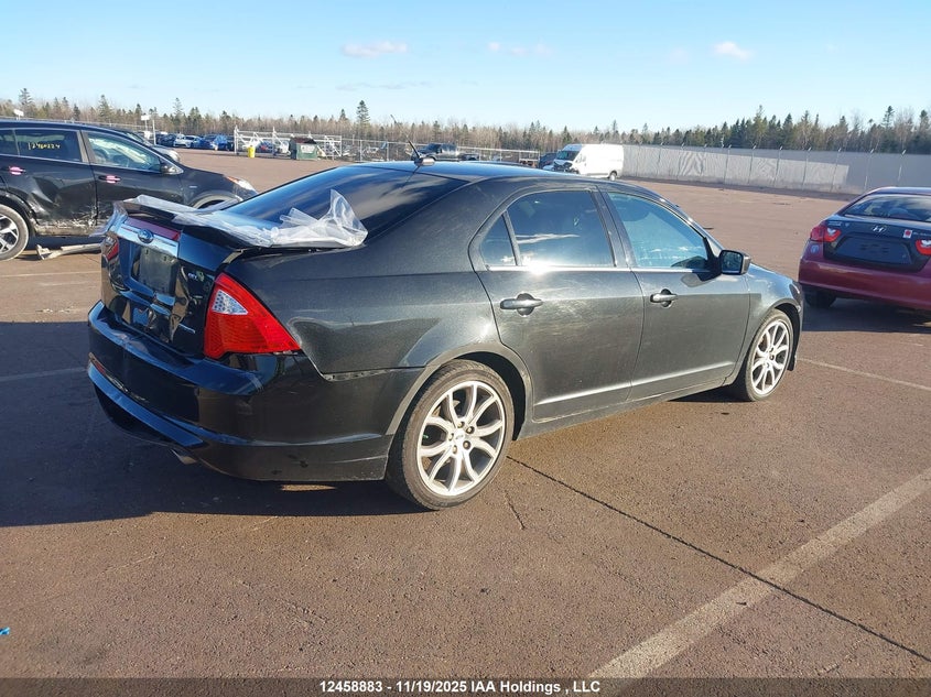 3FAHP0JG1CR421228 2012 FORD FUSION photo no. 4