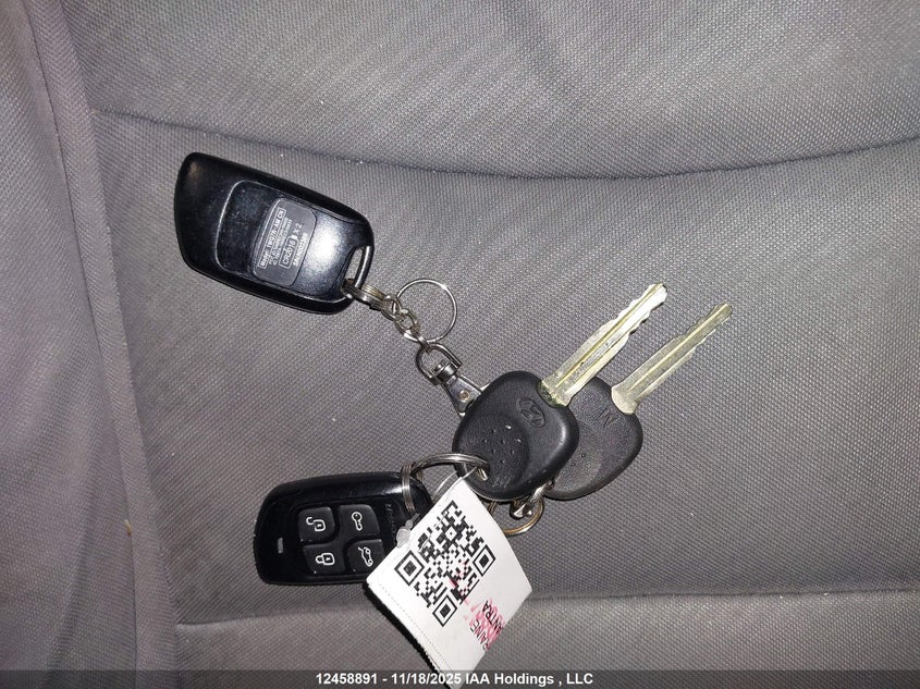 2012 Hyundai Elantra Gls/Limited VIN: 5NPDH4AE8CH077363 Lot: 12458891