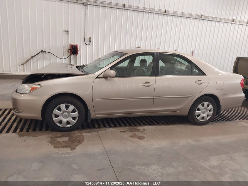 JTDBE32K720035793 2002 TOYOTA CAMRY photo no. 14