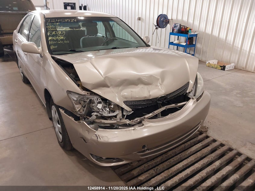 JTDBE32K720035793 2002 TOYOTA CAMRY photo no. 6