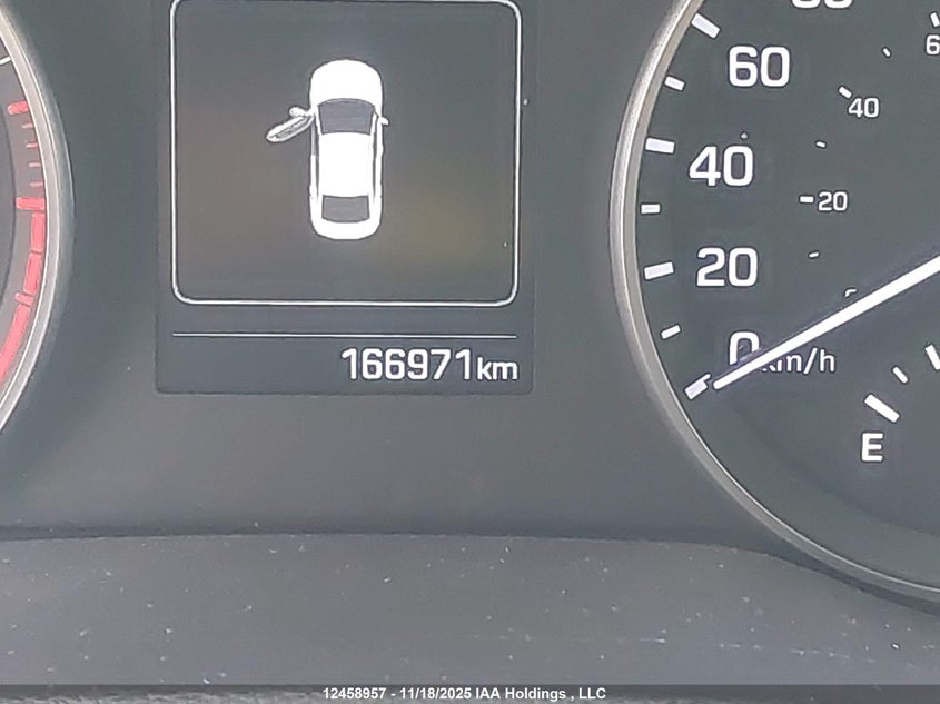 KMHD84LF1JU479567 2018 HYUNDAI ELANTRA photo no. 16