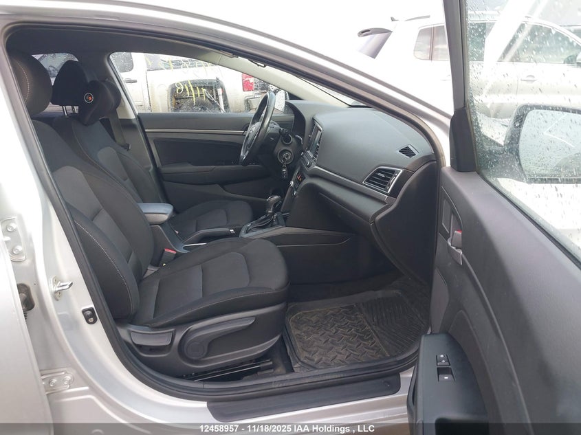 KMHD84LF1JU479567 2018 HYUNDAI ELANTRA photo no. 5
