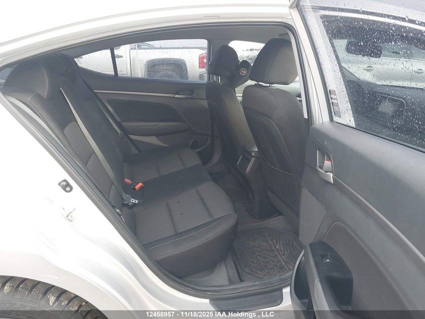 KMHD84LF1JU479567 2018 HYUNDAI ELANTRA photo no. 8