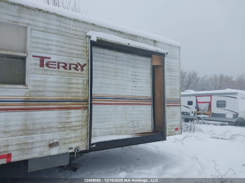 2002 Caravan Motorhome VIN: 2EH8J392X26588946 Lot: 12459052