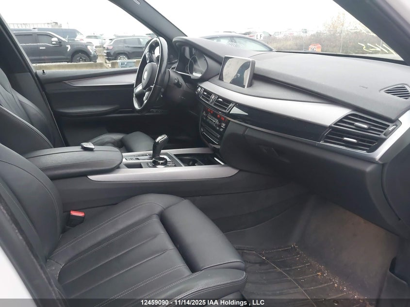 5UXKR0C3XH0X77431 2017 BMW X5 photo no. 5