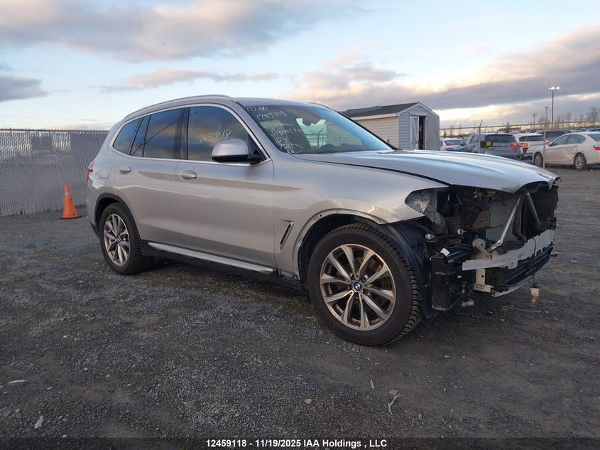 5UXTR9C5XJLD70176 2018 BMW X3 xDrive30I auction photo 1