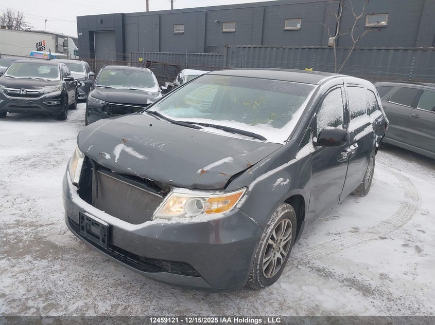 5FNRL5H45BB507922 2011 HONDA ODYSSEY photo no. 2
