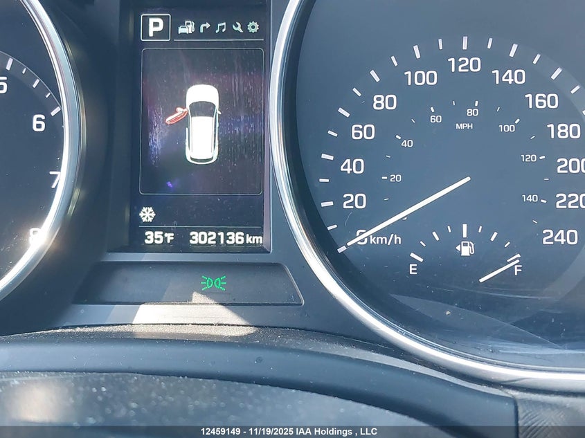 2017 Hyundai Santa Fe Sport 2.0T Limited VIN: 5XYZUDLA5HG426036 Lot: 12459149