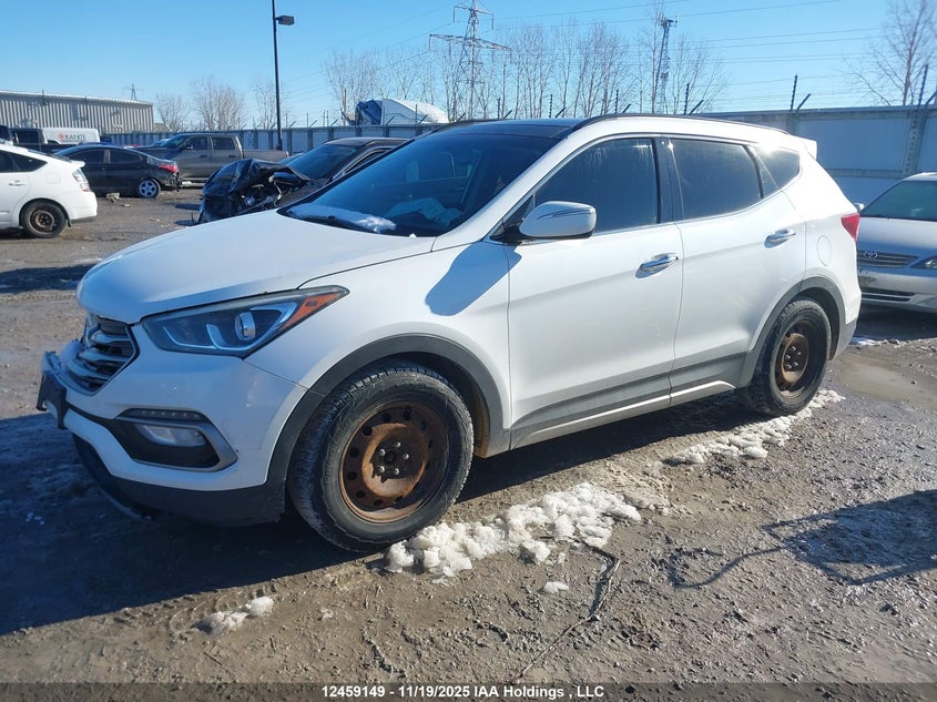 5XYZUDLA5HG426036 2017 HYUNDAI SANTA FE photo no. 2