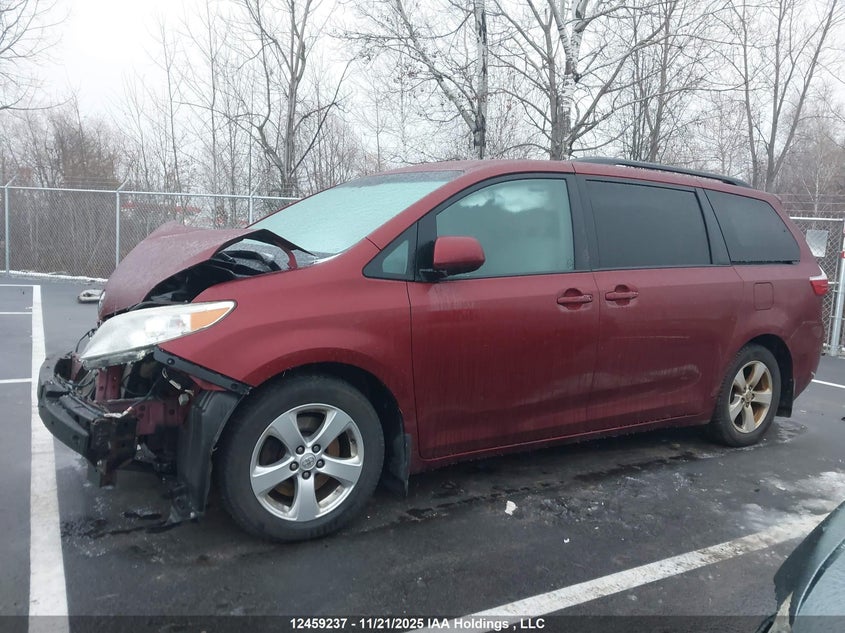 5TDKK3DC5FS626948 2015 TOYOTA SIENNA photo no. 15