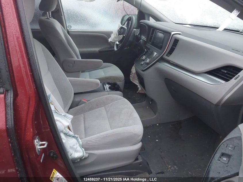 5TDKK3DC5FS626948 2015 TOYOTA SIENNA photo no. 5
