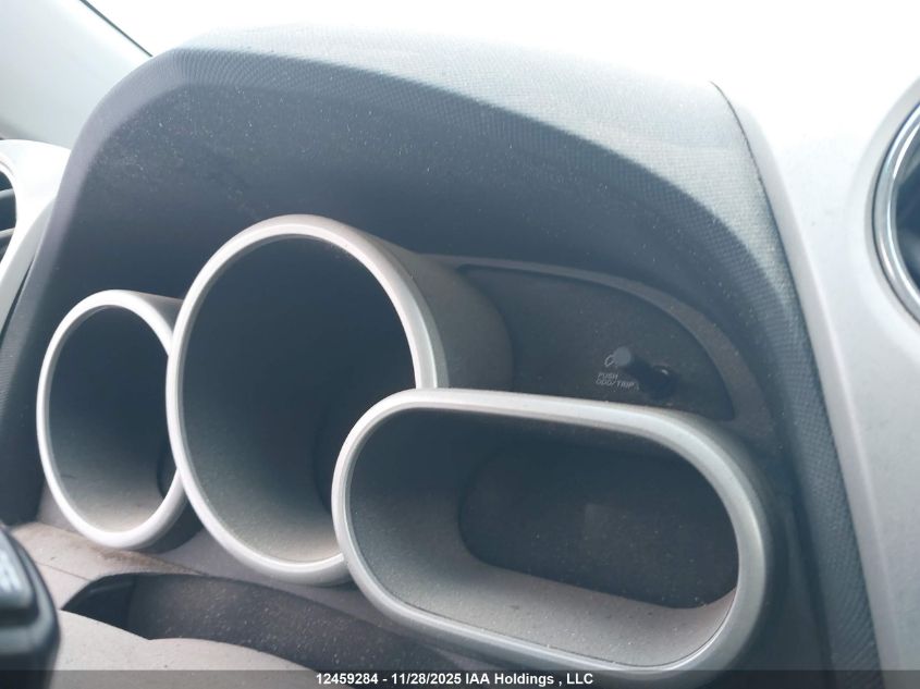 2010 Pontiac Vibe VIN: 5Y2SP6E84AZ408567 Lot: 12459284