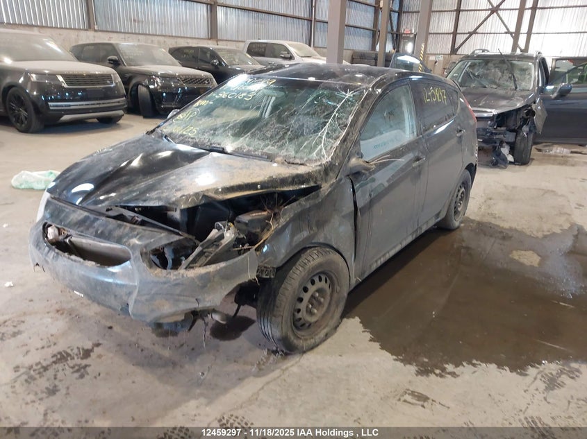 KMHCT5AE7HU360183 2017 HYUNDAI ACCENT photo no. 2
