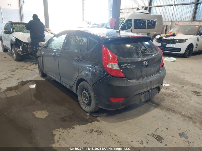 KMHCT5AE7HU360183 2017 HYUNDAI ACCENT photo no. 3