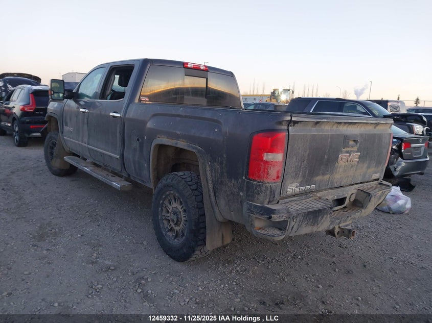 1GT12ZE87FF560556 2015 GMC SIERRA photo no. 3