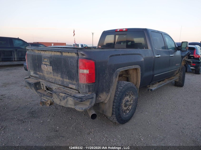1GT12ZE87FF560556 2015 GMC SIERRA photo no. 4
