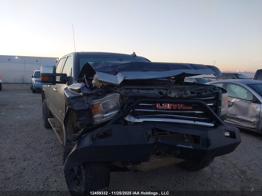 2015 GMC Sierra 2500Hd Slt VIN: 1GT12ZE87FF560556 Lot: 12459332