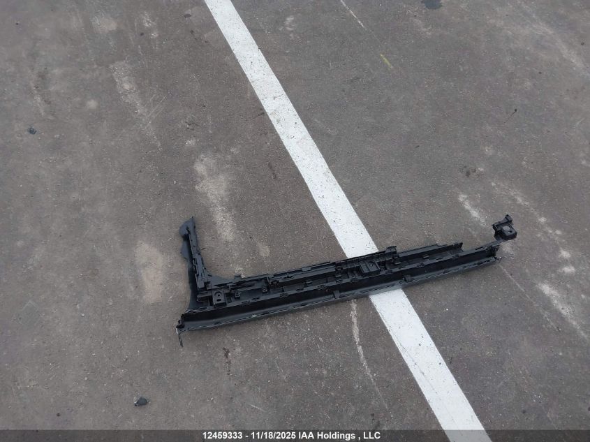 2024 Hyundai Palisade Preferred VIN: KM8R2DGE2RU792163 Lot: 12459333