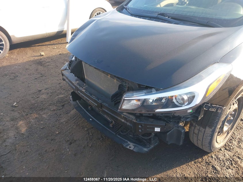 2017 Kia Forte Ex/Ex Luxury/Ex+/Lx/Lx+ VIN: 3KPFK4A79HE056657 Lot: 12459367