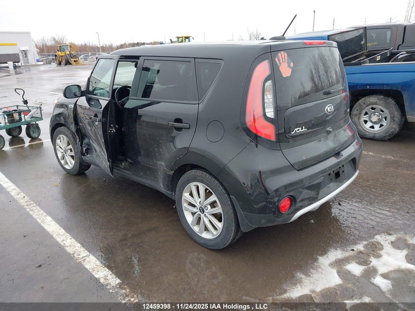 KNDJP3A52J7620448 2018 KIA SOUL photo no. 3