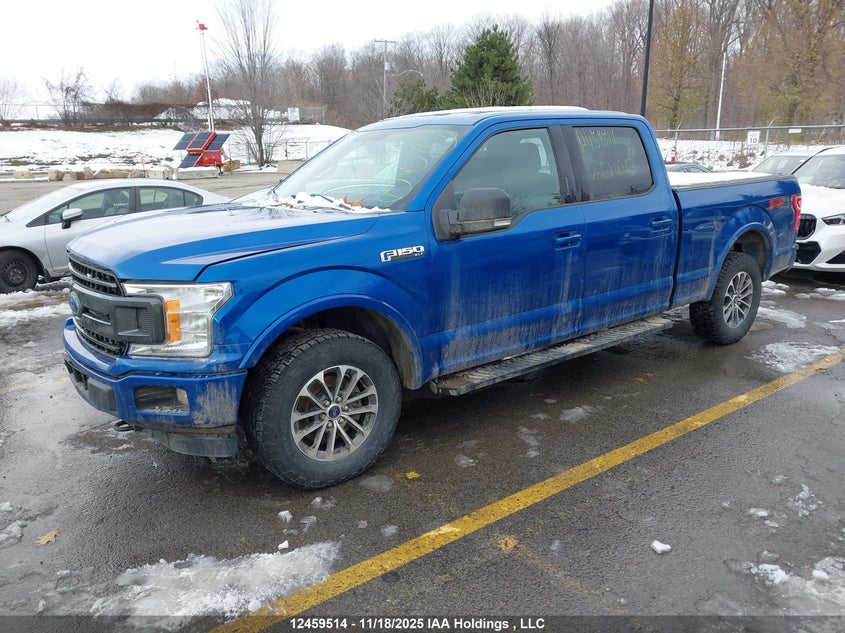 1FTFW1E56JFE24252 2018 FORD F-150 photo no. 2
