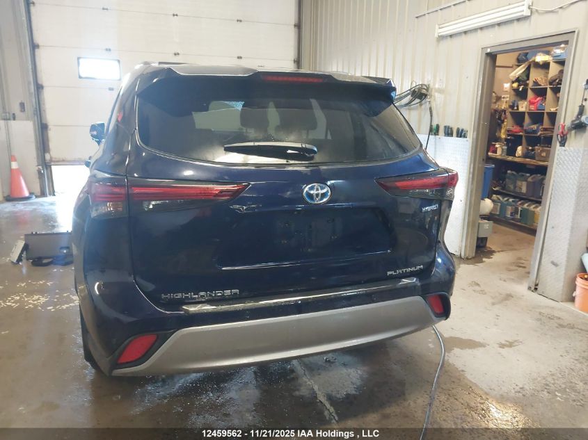 2024 Toyota Highlander Hybrid Limited/Hybrid Platinum VIN: 5TDEBRCH2RS641750 Lot: 12459562