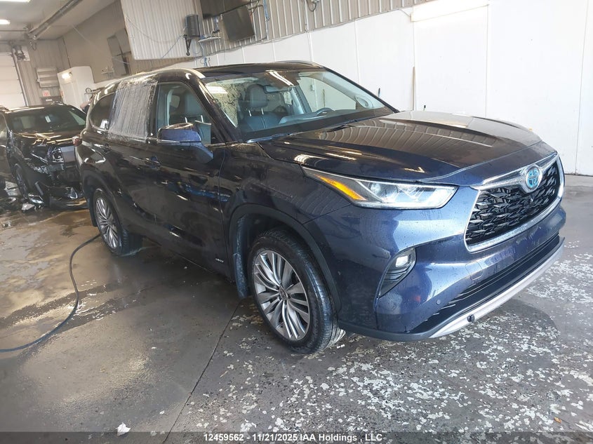 5TDEBRCH2RS641750 2024 TOYOTA HIGHLANDER photo no. 4