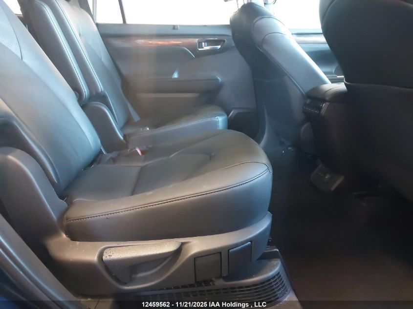 2024 Toyota Highlander Hybrid Limited/Hybrid Platinum VIN: 5TDEBRCH2RS641750 Lot: 12459562