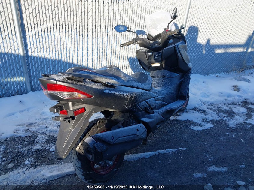 JS1DU11B5J2100042 2018 SUZUKI  photo no. 4
