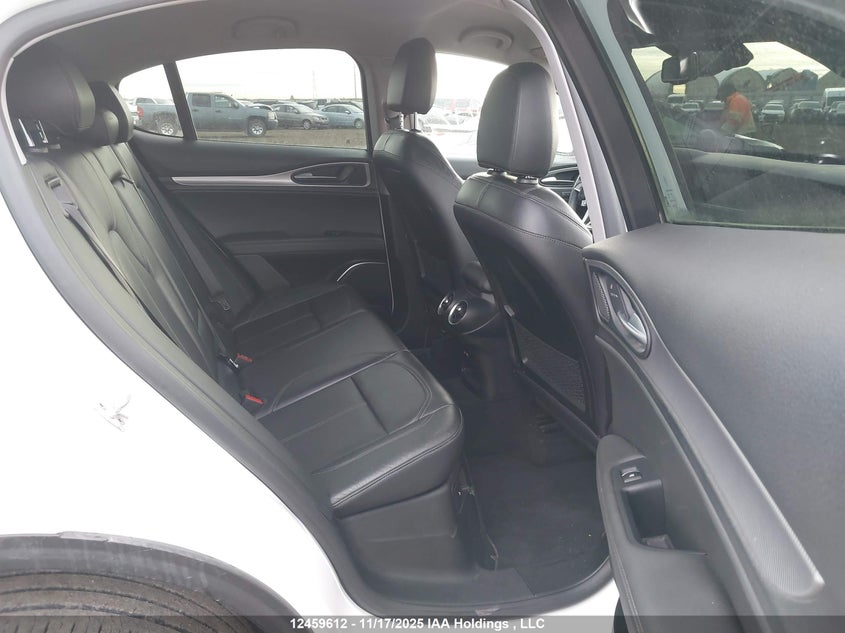 2018 Alfa Romeo Stelvio VIN: ZASFAKPN3J7B64279 Lot: 12459612