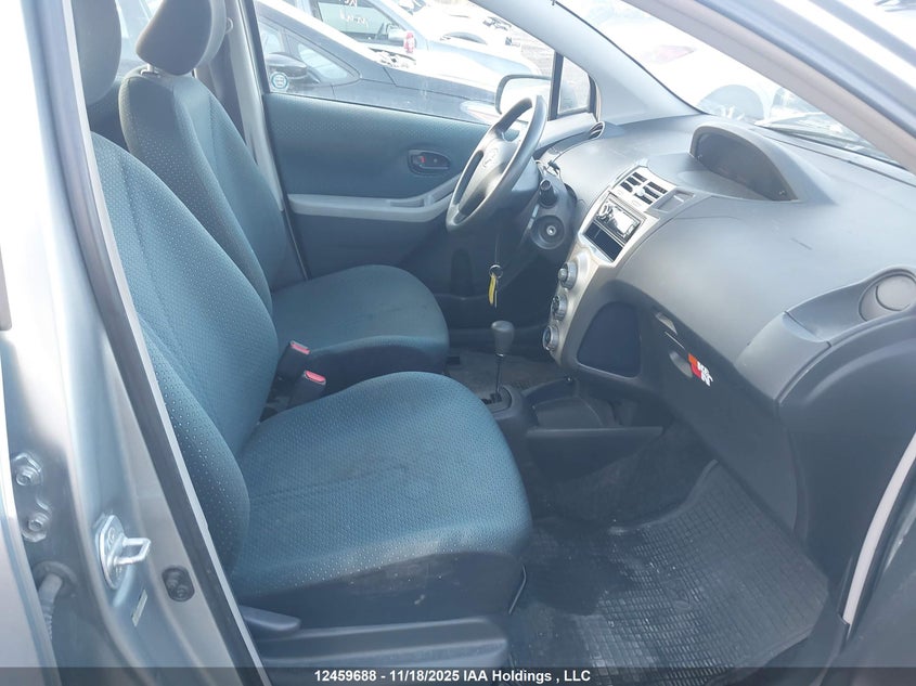 JTDKT923585219899 2008 TOYOTA YARIS photo no. 5