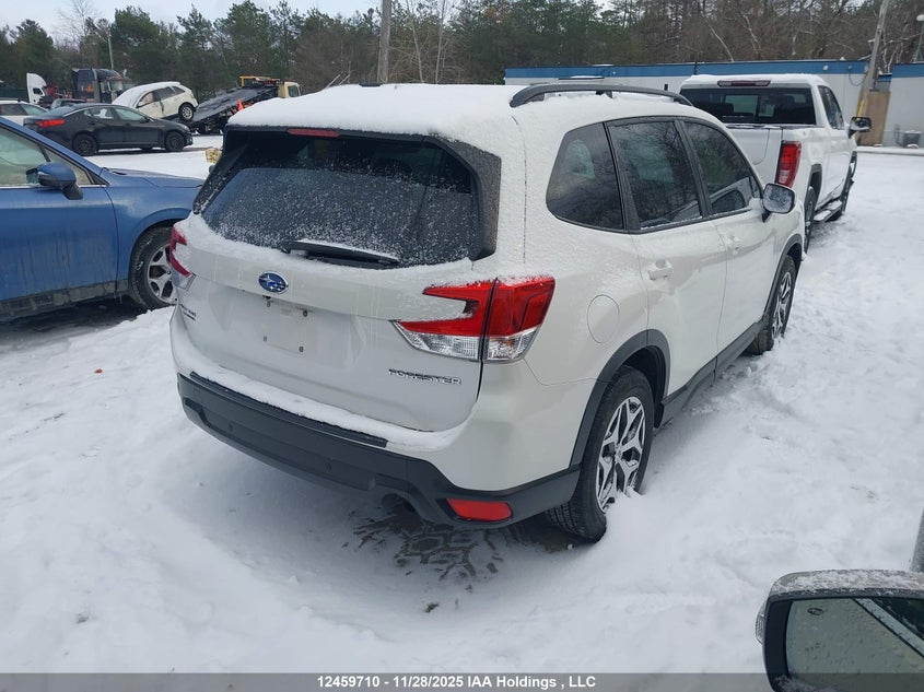 JF2SKEFC3MH435928 2021 SUBARU FORESTER photo no. 4