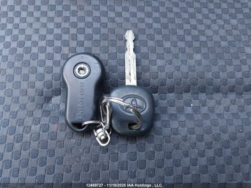 2008 Toyota Yaris VIN: JTDBT923X81202961 Lot: 12459727