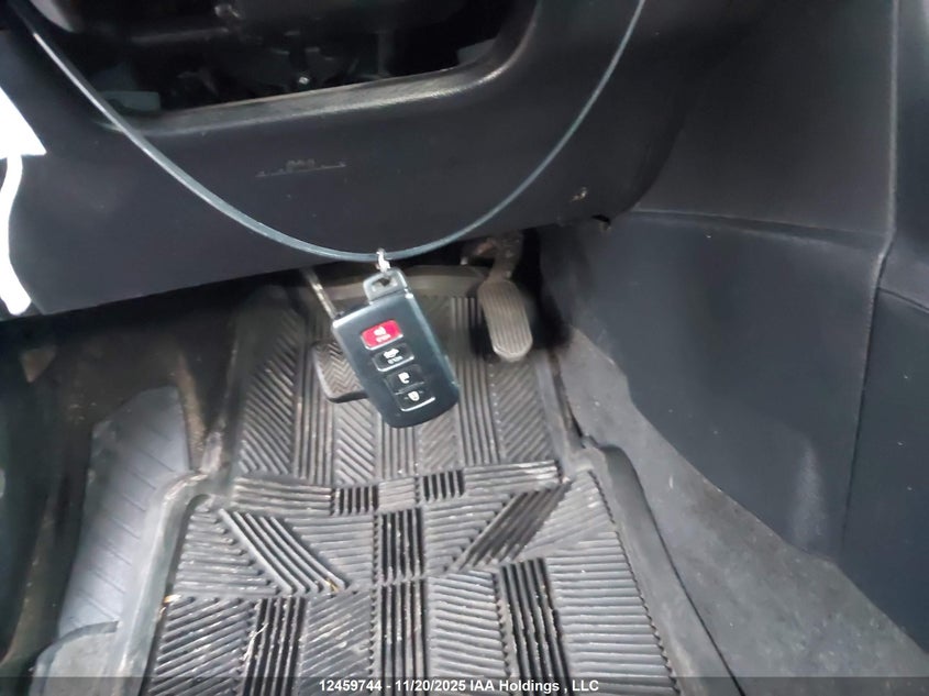 2T1BURHE3JC020123 2018 TOYOTA COROLLA photo no. 11
