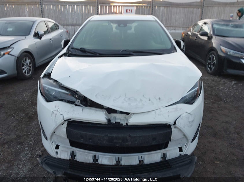 2T1BURHE3JC020123 2018 TOYOTA COROLLA photo no. 12