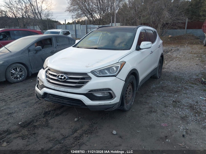 5XYZUDLB1HG452674 2017 HYUNDAI SANTA FE photo no. 2