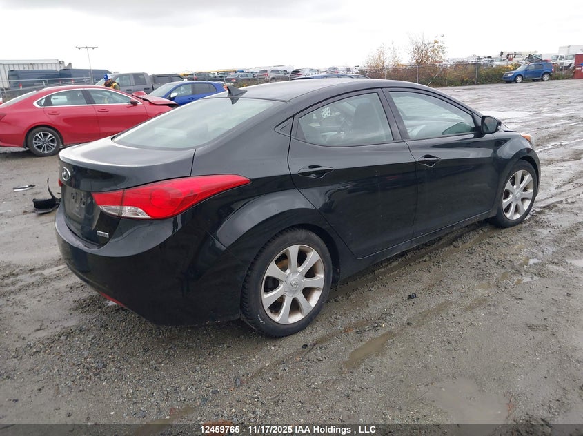 5NPDH4AE9DH219673 2013 HYUNDAI ELANTRA photo no. 4