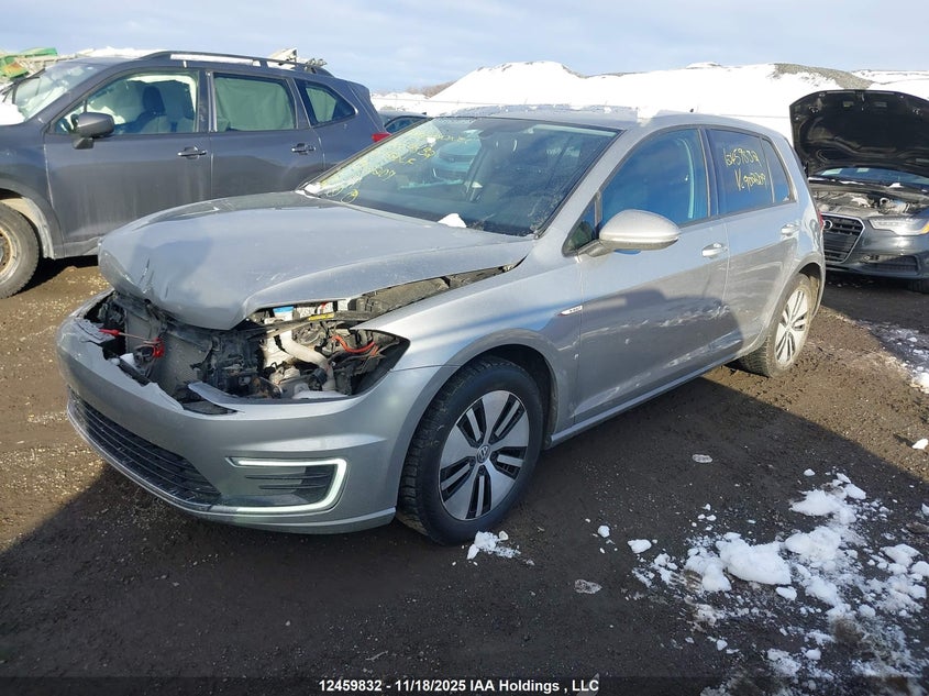 WVWPR7AU9LW902209 2020 VOLKSWAGEN E GOLF photo no. 2
